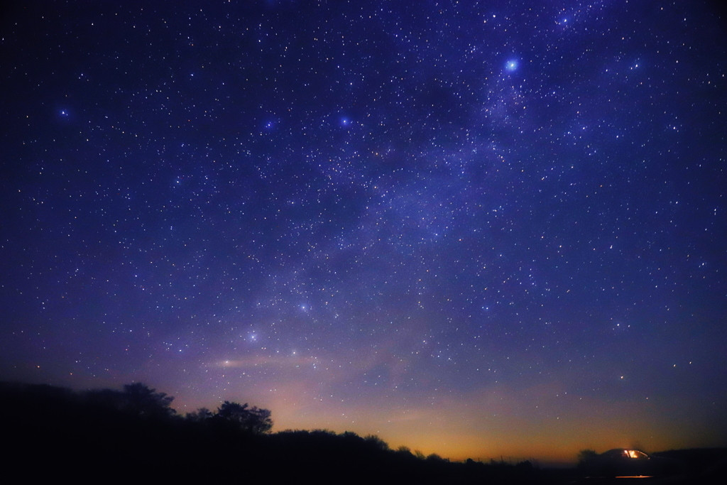 手に届きそうな満天の星！高原の宿でスターウォッチング3705672