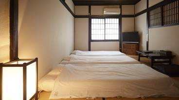 客室 / 1