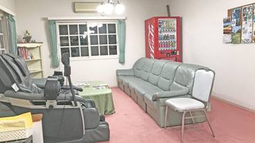 内部エントランス / 2