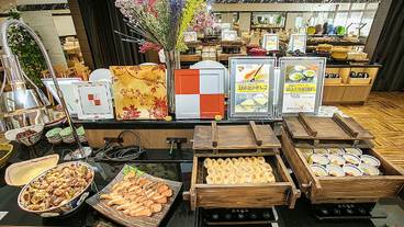 朝食ビュッフェ / 21