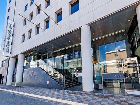 ザ・グランドパレス / 1