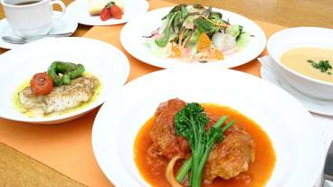 食事・飲み物 / 1