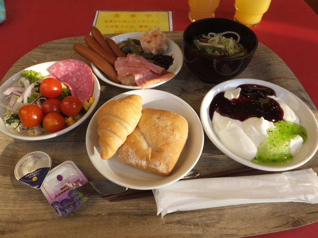 朝食バイキング