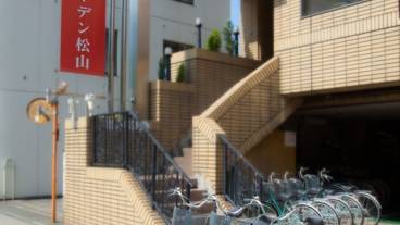 施設の入り口 / 7