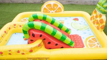 子供用の遊び場 - 屋外 / 4