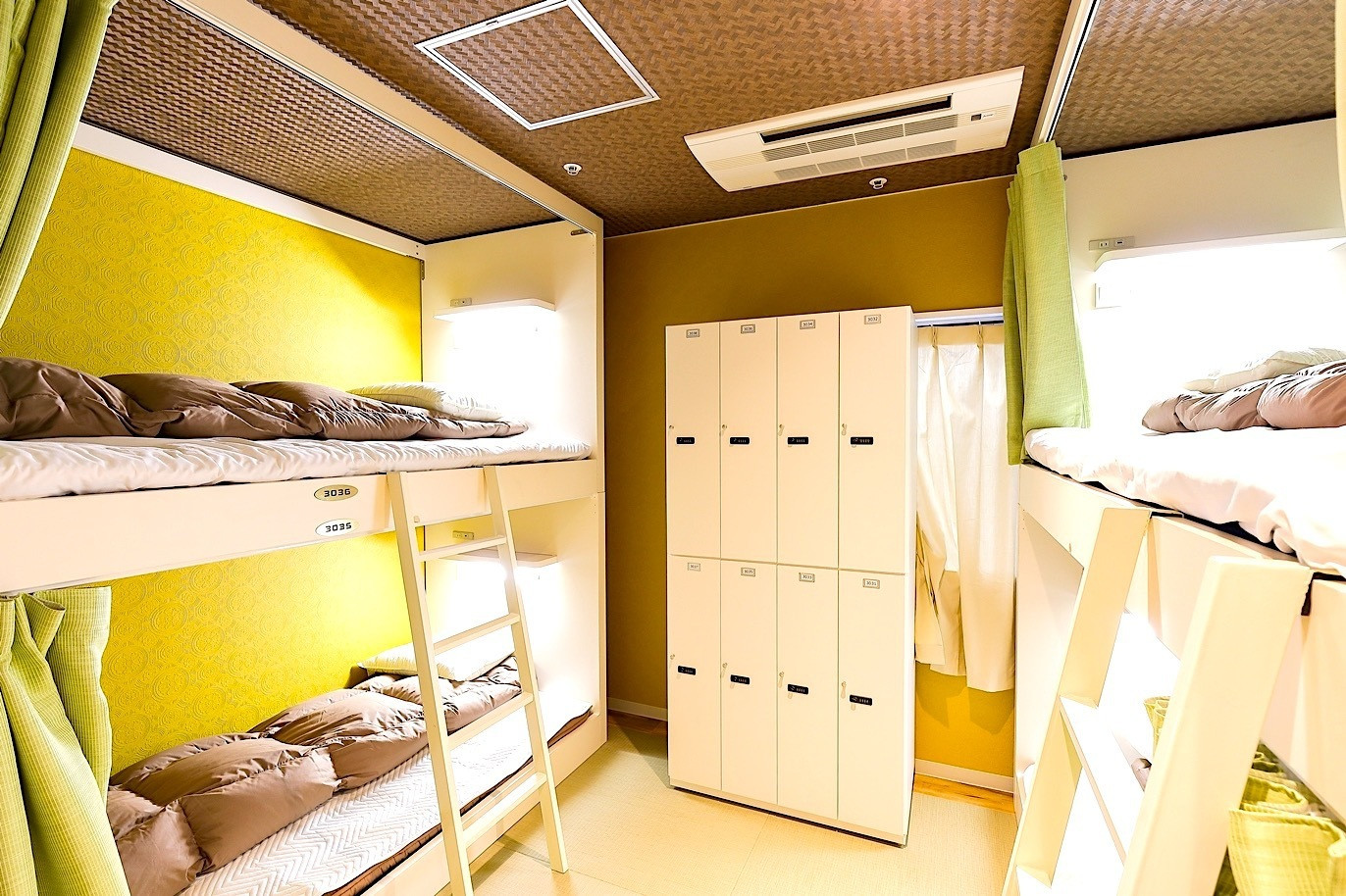 レディースドミトリーで安眠確保♡4247325