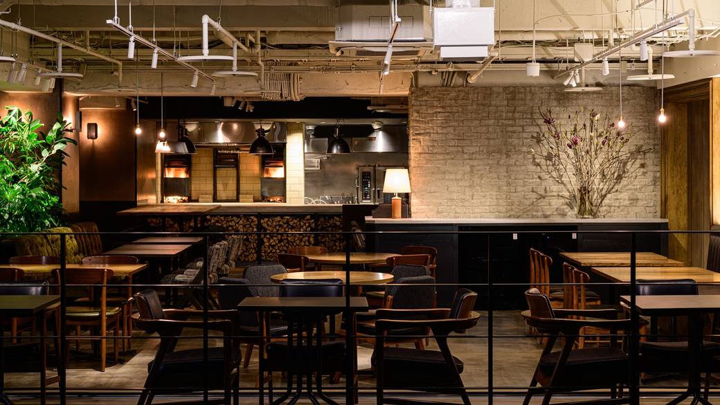 薪火レストランで
贅沢朝ごはん / 2