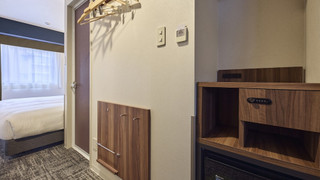 ツインルーム シングルベッド 2 台 禁煙