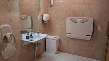 施設内の設備 / 12