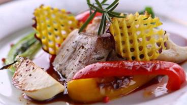 食事・飲み物 / 12