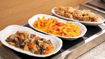 朝食ビュッフェ / 5