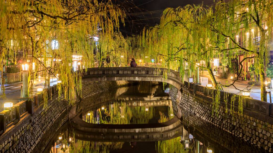 温泉街でほっこり
7つの外湯巡り / 5