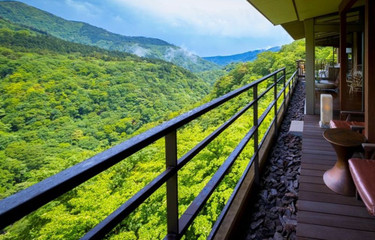 16 Select Hole-in-the-Wall Scenic Onsen Ryokan Less than 2 Hours from Tokyo!