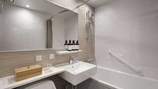 ルーム クイーンベッド 1 台 浴槽