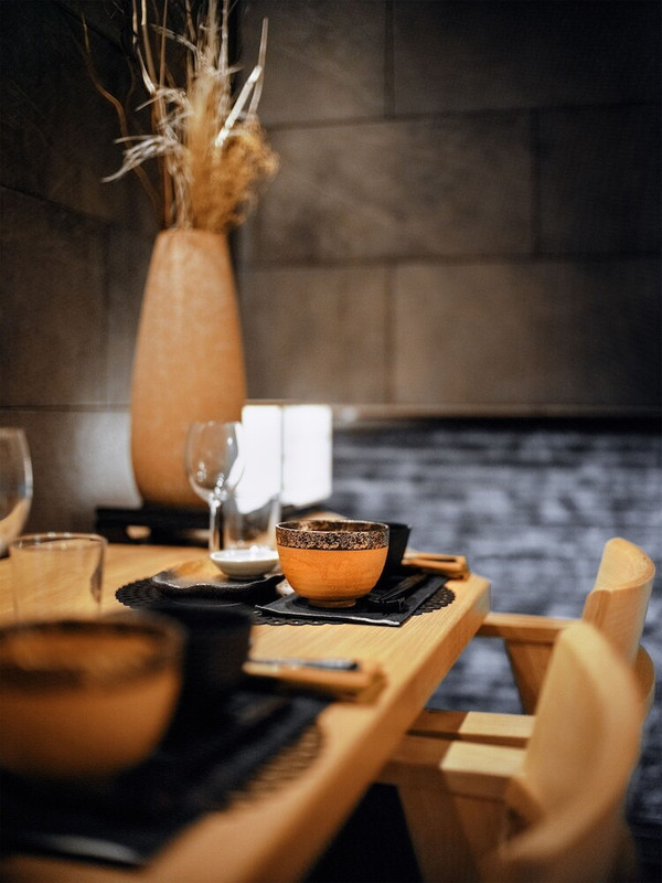 客室内のダイニングエリア