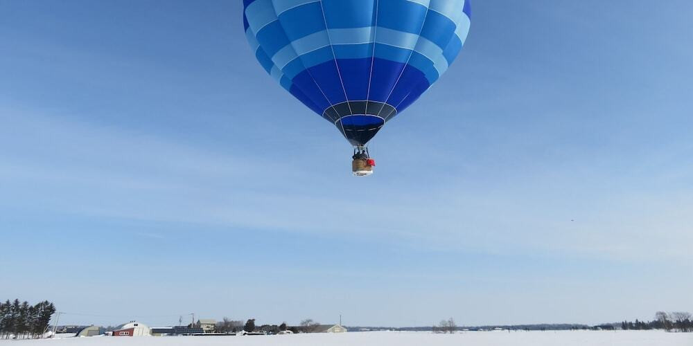 ヘリコプター / 飛行機ツアー
