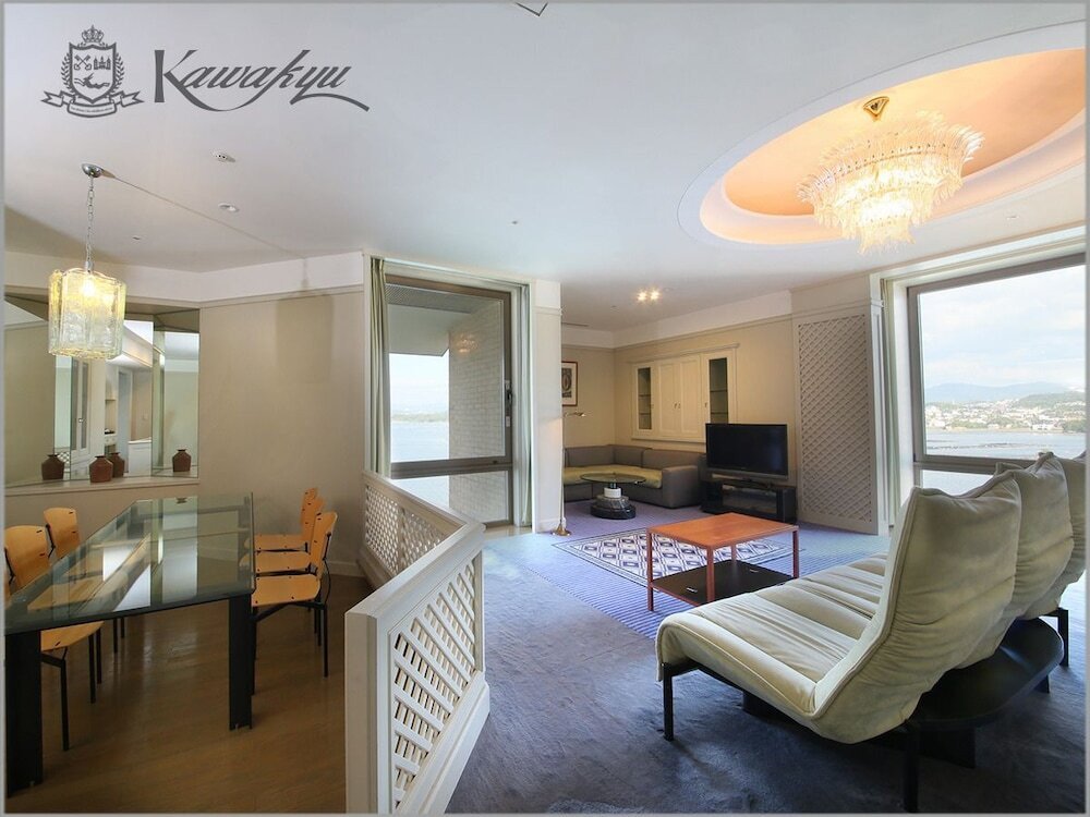 豪華な王様のビュッフェに感激♪全室スイートの宮殿ホテル4027695