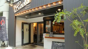 施設の入り口 / 26