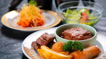 食事・飲み物 / 10