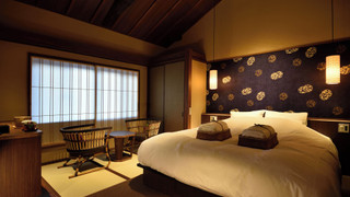 瑠璃(京町屋ダブルベッド和室)