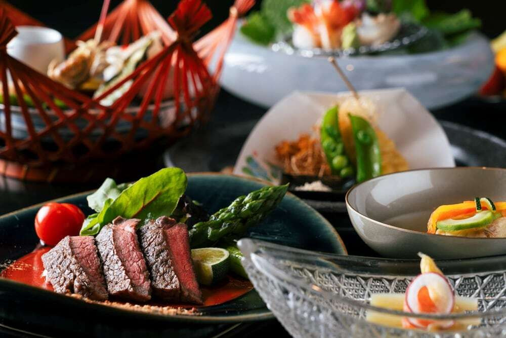 十勝の大自然の中でお風呂を楽しみ、地産地消の料理に舌鼓3385732