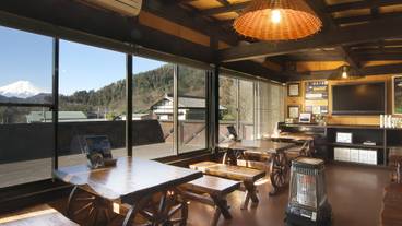 弥生の舞工場 喫茶スペース / 8