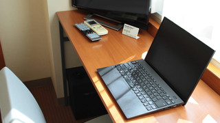 スタンダード ルーム クイーンベッド 1 台 禁煙