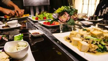 食事・飲み物 / 8