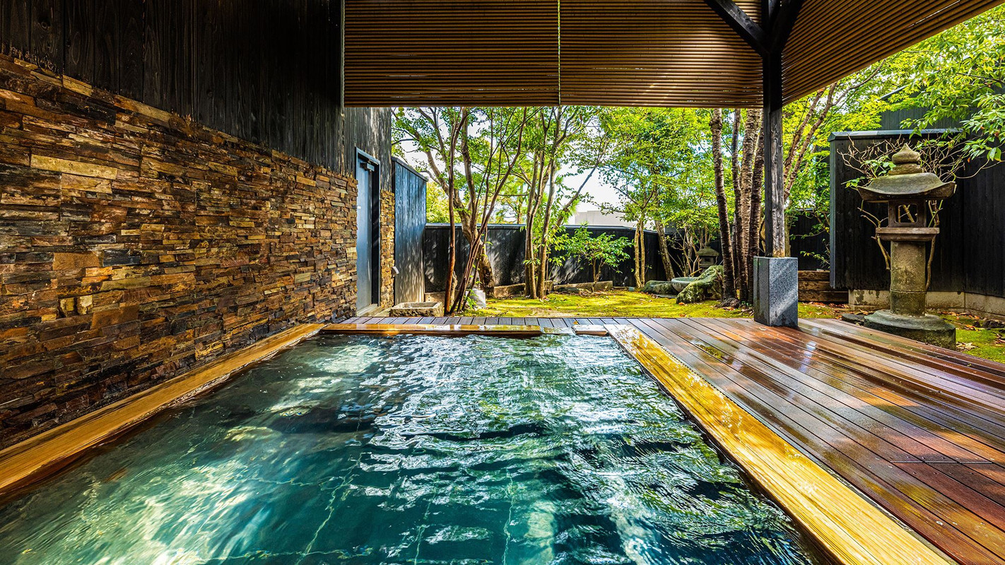 月ノ想大浴場／月あかりの湯①