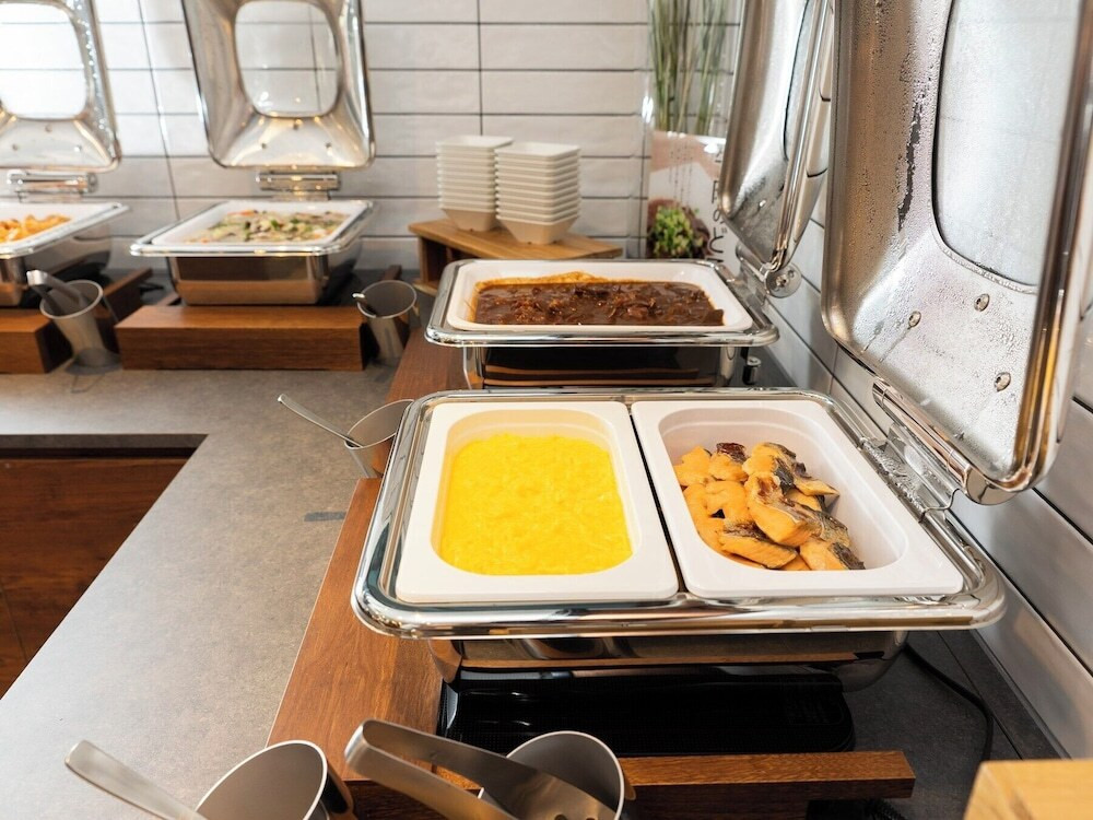 朝食ビュッフェ