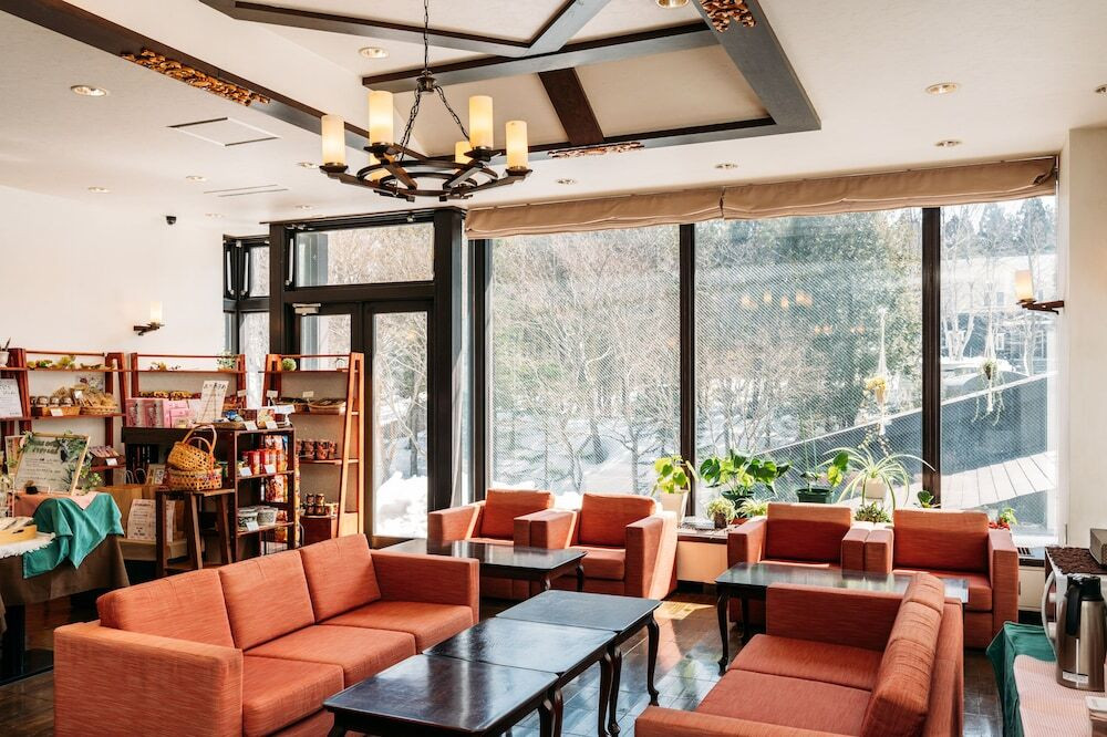 ロビーラウンジ