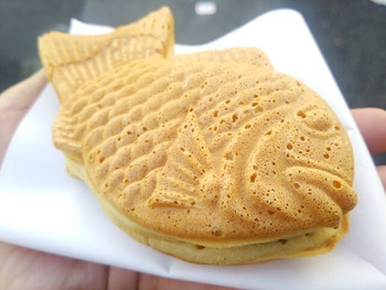 「飛安」料理 849028 たいやき100円