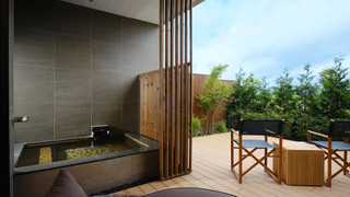 [東館]温泉露天風呂付デザイナーズツイン ウッドデッキ付 禁煙