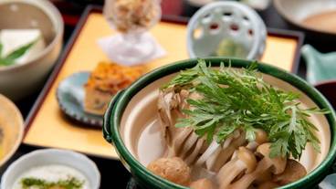 食事・飲み物 / 7