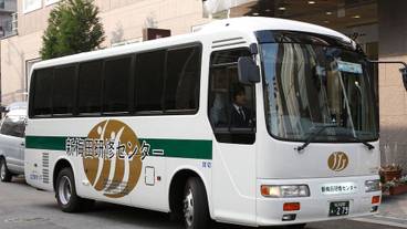 市街地へのシャトル サービス / 7