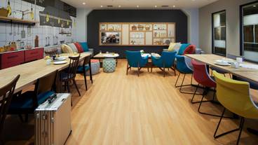 レジデンスラウンジ / 6