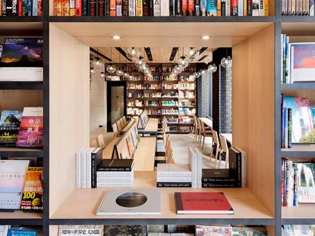 ランプライトブックスホテル名古屋 / 1