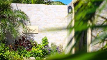 内部エントランス / 2