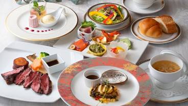 食事・飲み物 / 6