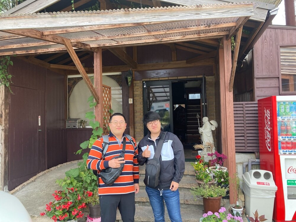 施設の正面