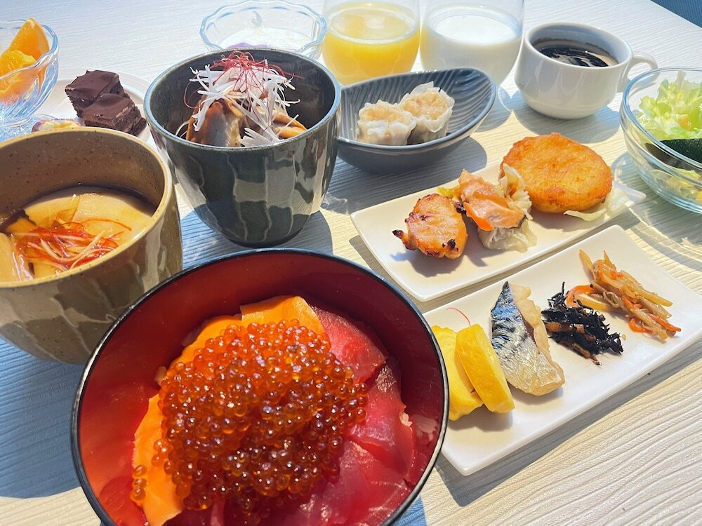 朝食