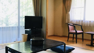 和室角部屋 共用バスルーム