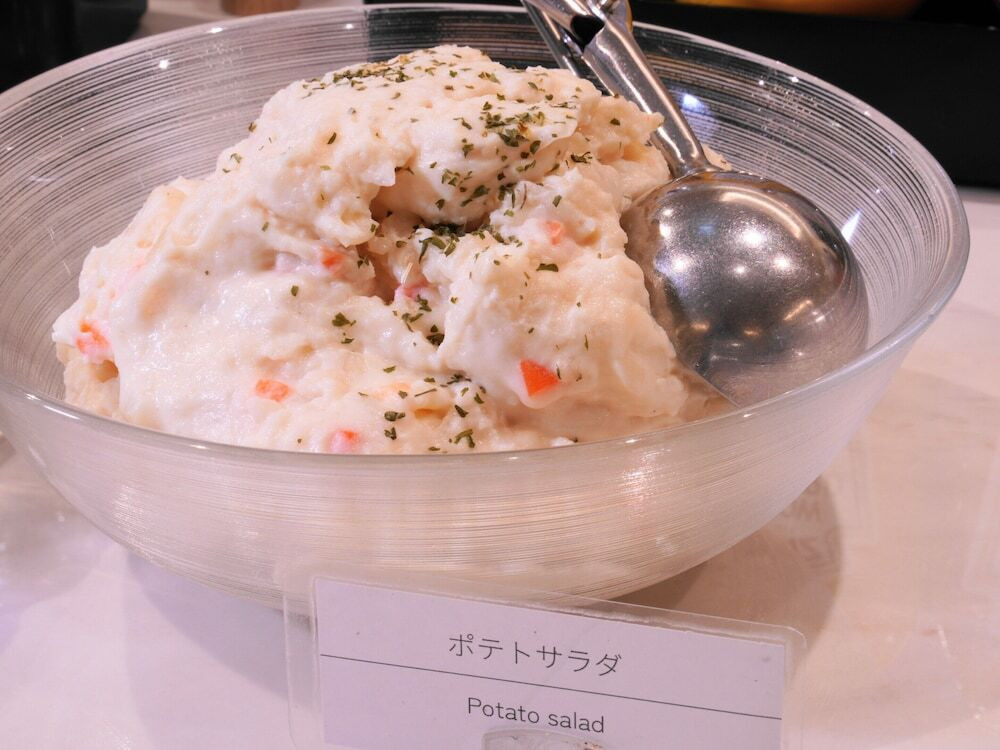 朝食
