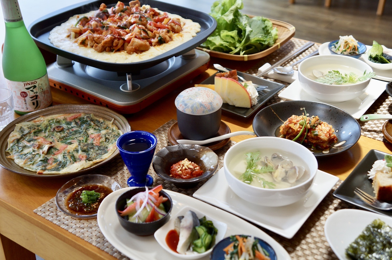 本場の味を堪能♪夕食はオーナー自慢の韓国料理3650478