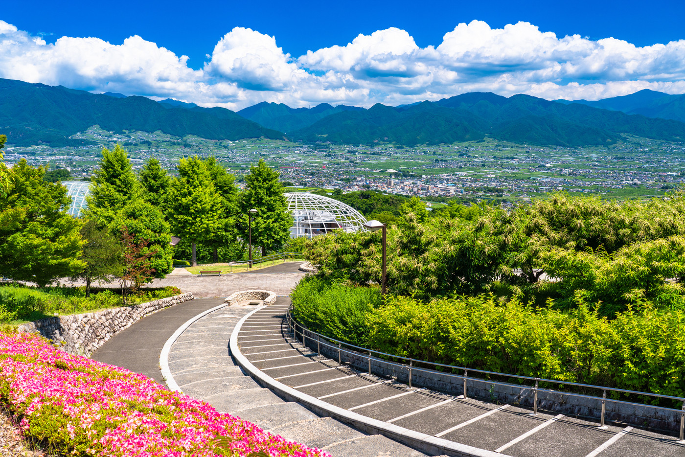 《山梨県》初夏の甲府盆地・のどかな風景