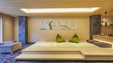 ロビー応接スペース / 6