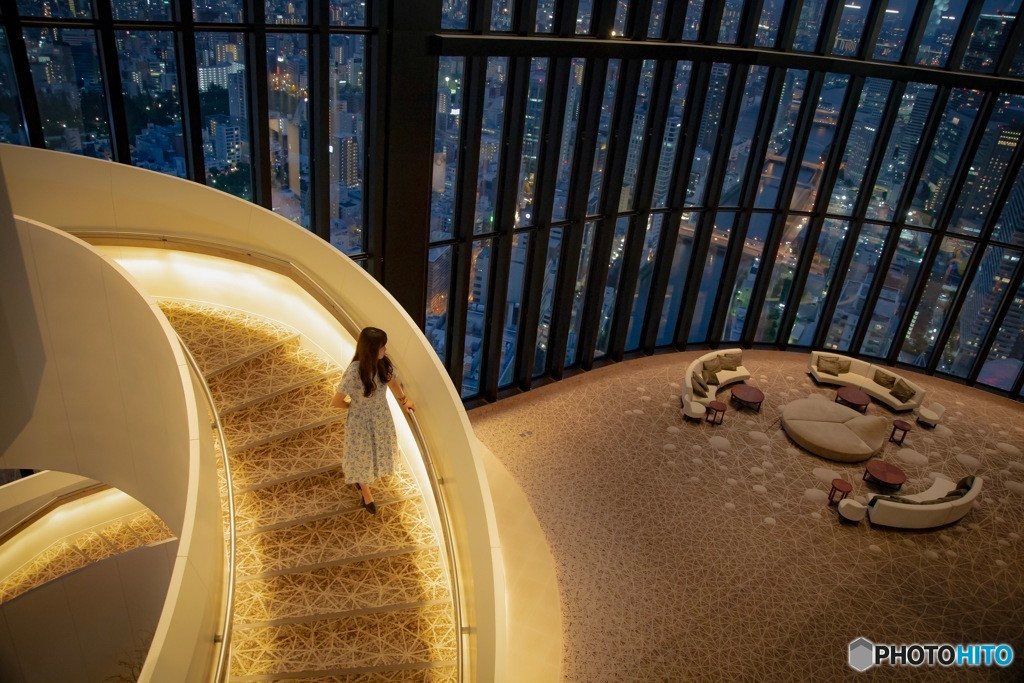 オシャレな2人にぴったり♡389点のアートが美術館のよう4241581