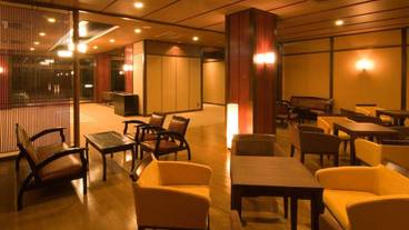 ロビーラウンジ / 4