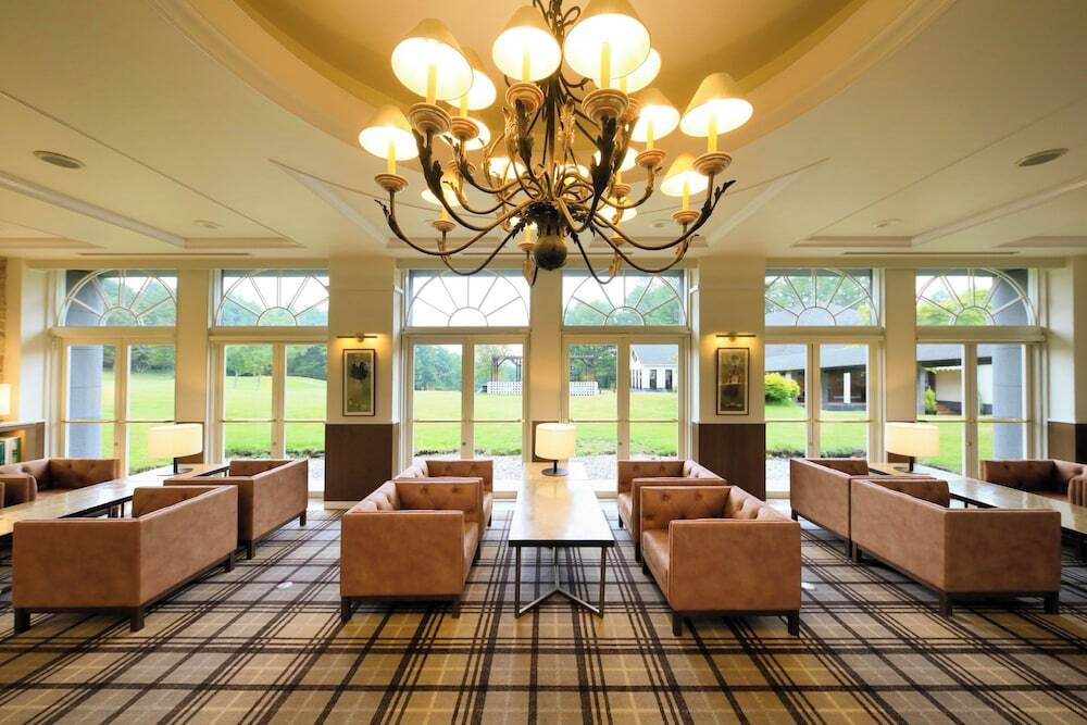 ロビーラウンジ