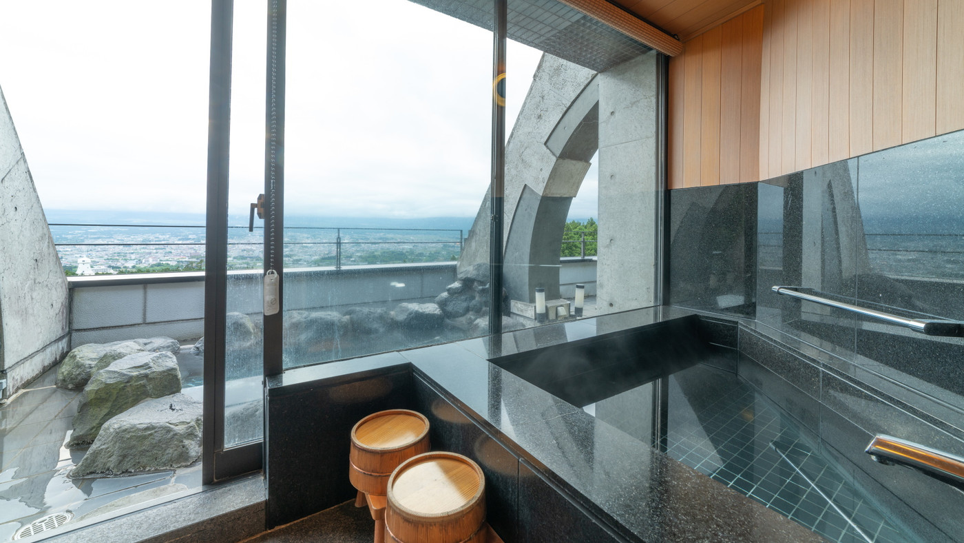 富士山を眺めながらワーケーションも♪標高550mにあるリゾートホテル3531564